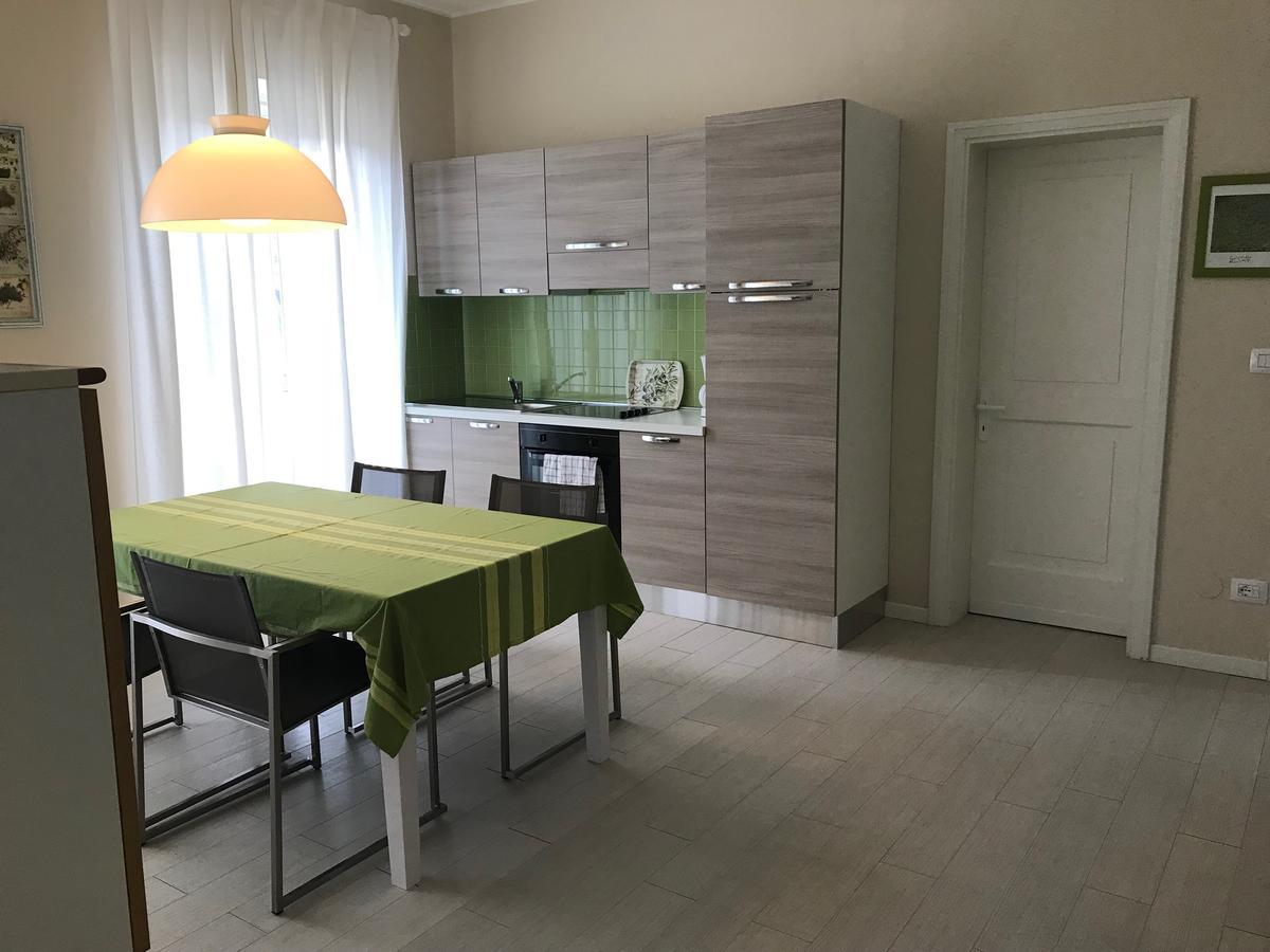 托里德尔贝纳科Residenza Le Logge公寓式酒店 外观 照片
