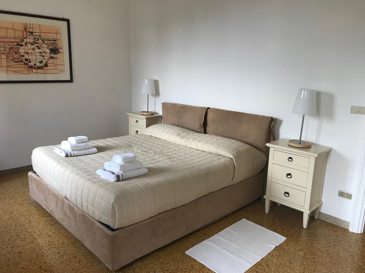 托里德尔贝纳科Residenza Le Logge公寓式酒店 外观 照片