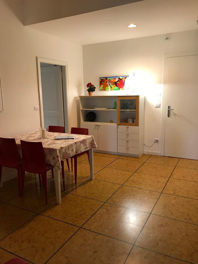 托里德尔贝纳科Residenza Le Logge公寓式酒店 外观 照片